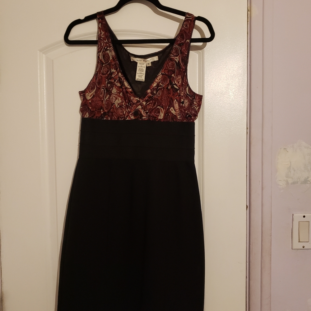 Black Sleeveless Dress